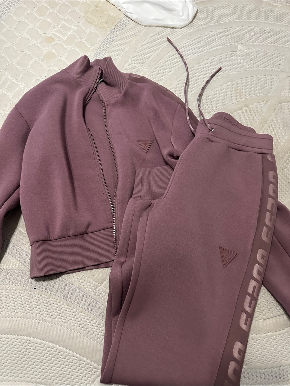 Guess Mauve Zip-Up Jacket & Jogger Set